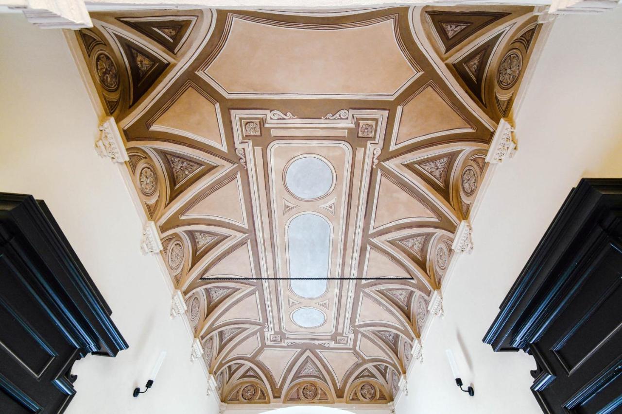 Cathedral Suite - The House Of Travelers Como Bagian luar foto
